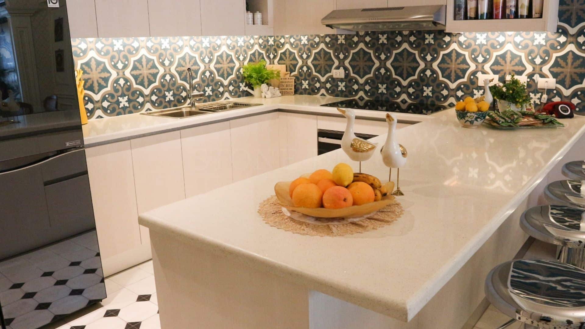 Luxury Quartz Kitchen Countertop Design Inside A Luxury Home