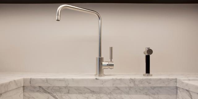 An integrated sink style using natural marble